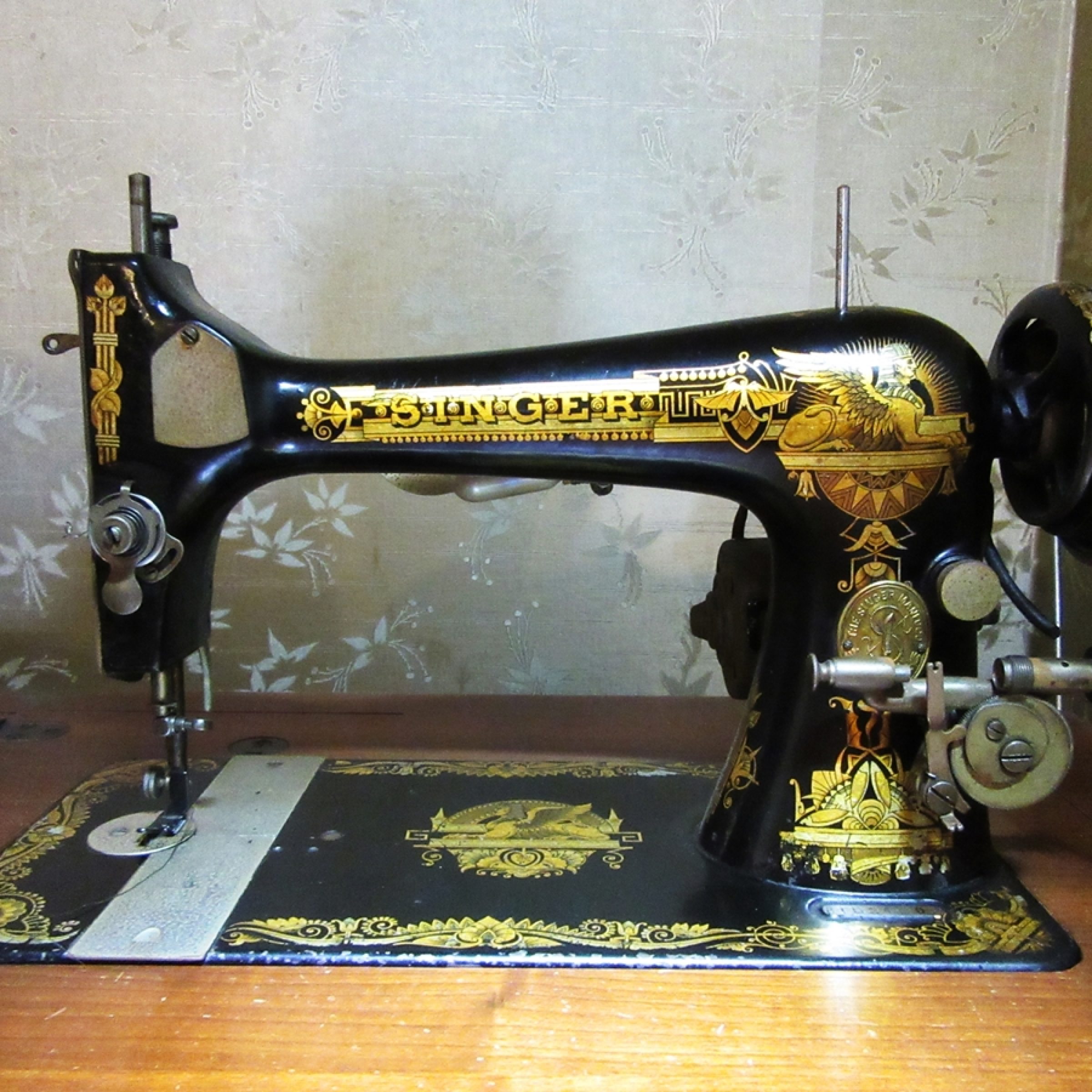 antique-sewing-machines-lasopadashboard